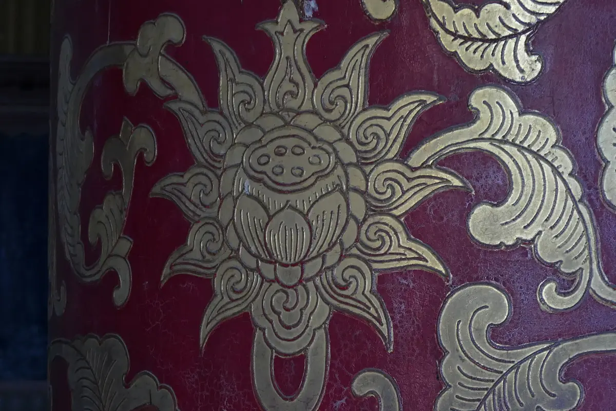 Painted pillars inside the Hall of Prayer