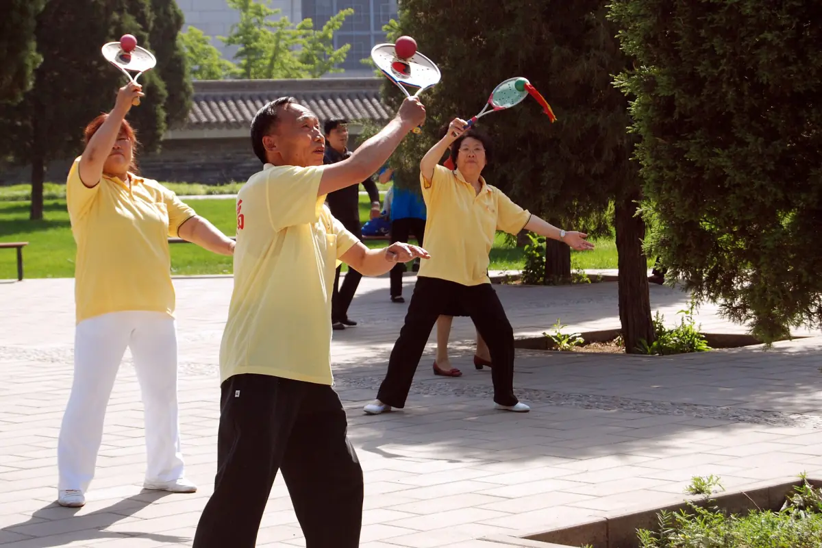 Tai chi ball practice in Tiantan Park